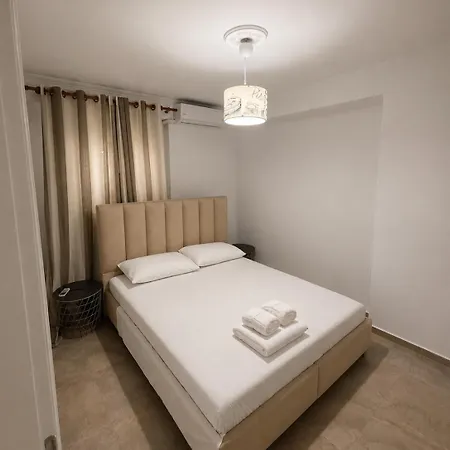 Cozy Corner 2 *