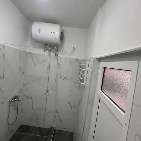 Cozy Corner 2 Apartment